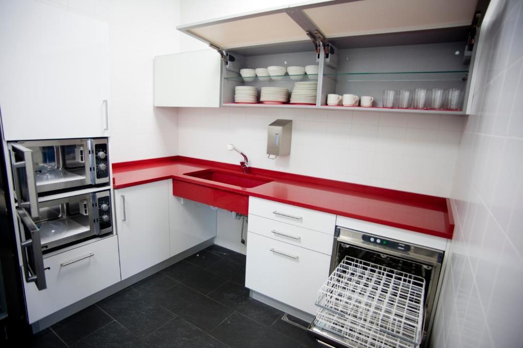 Bbk Bilbao Good Hostel Buitenkant foto
