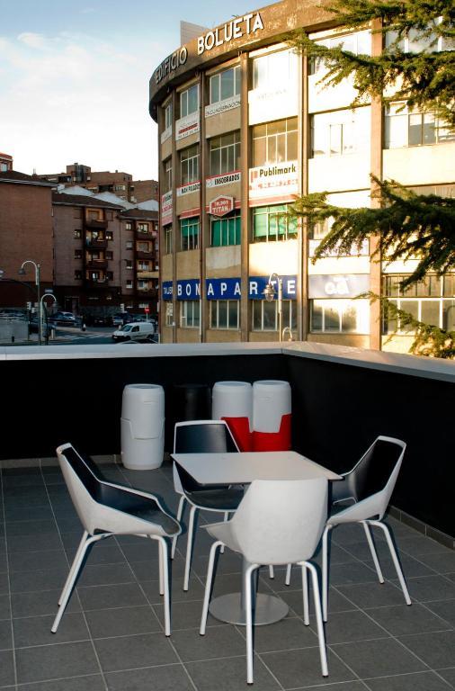 Bbk Bilbao Good Hostel Buitenkant foto