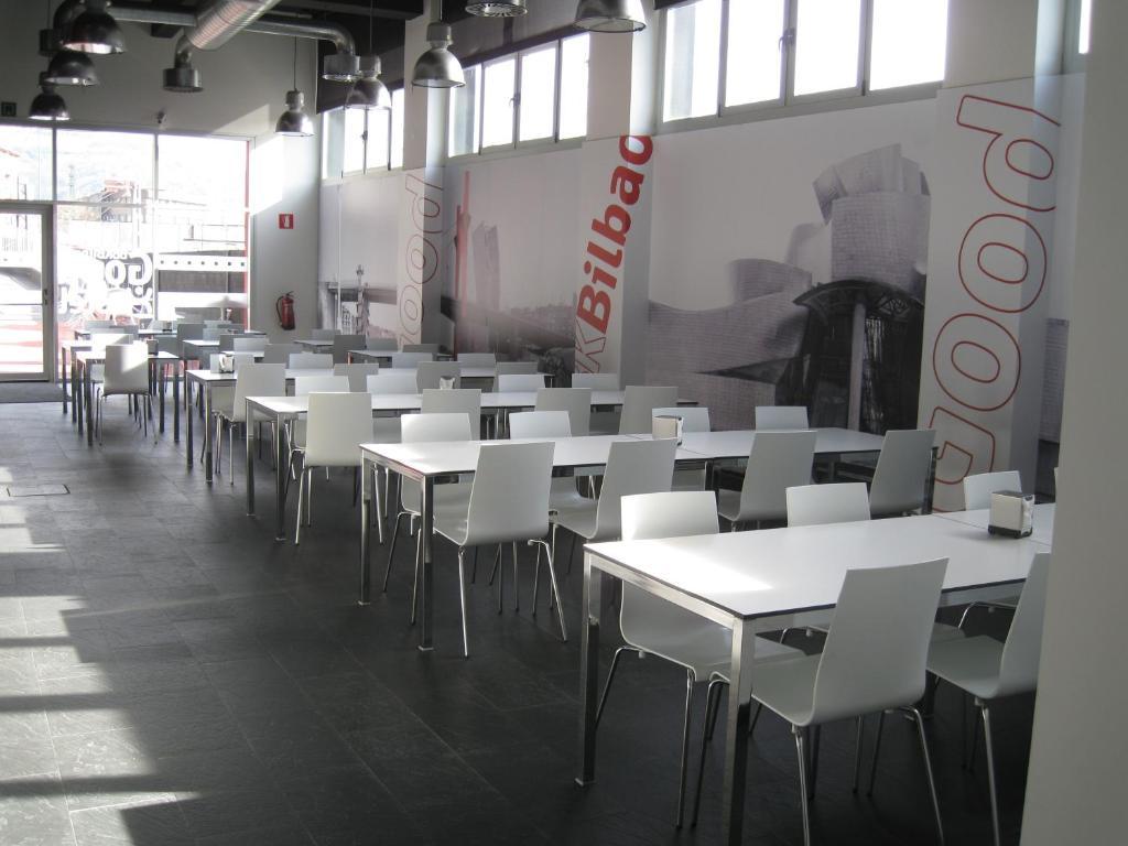 Bbk Bilbao Good Hostel Buitenkant foto