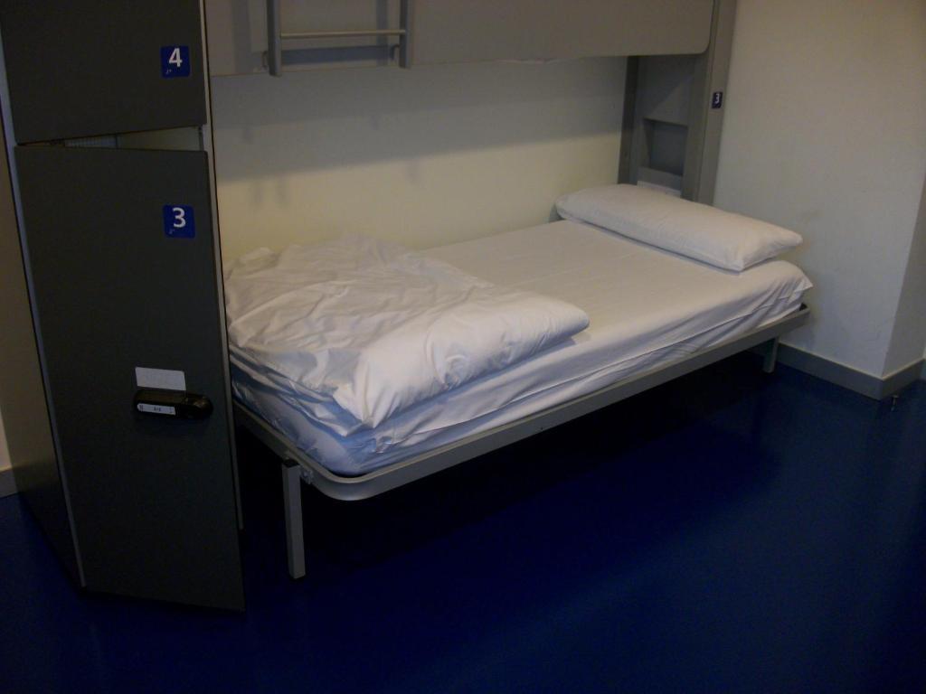 Bbk Bilbao Good Hostel Kamer foto