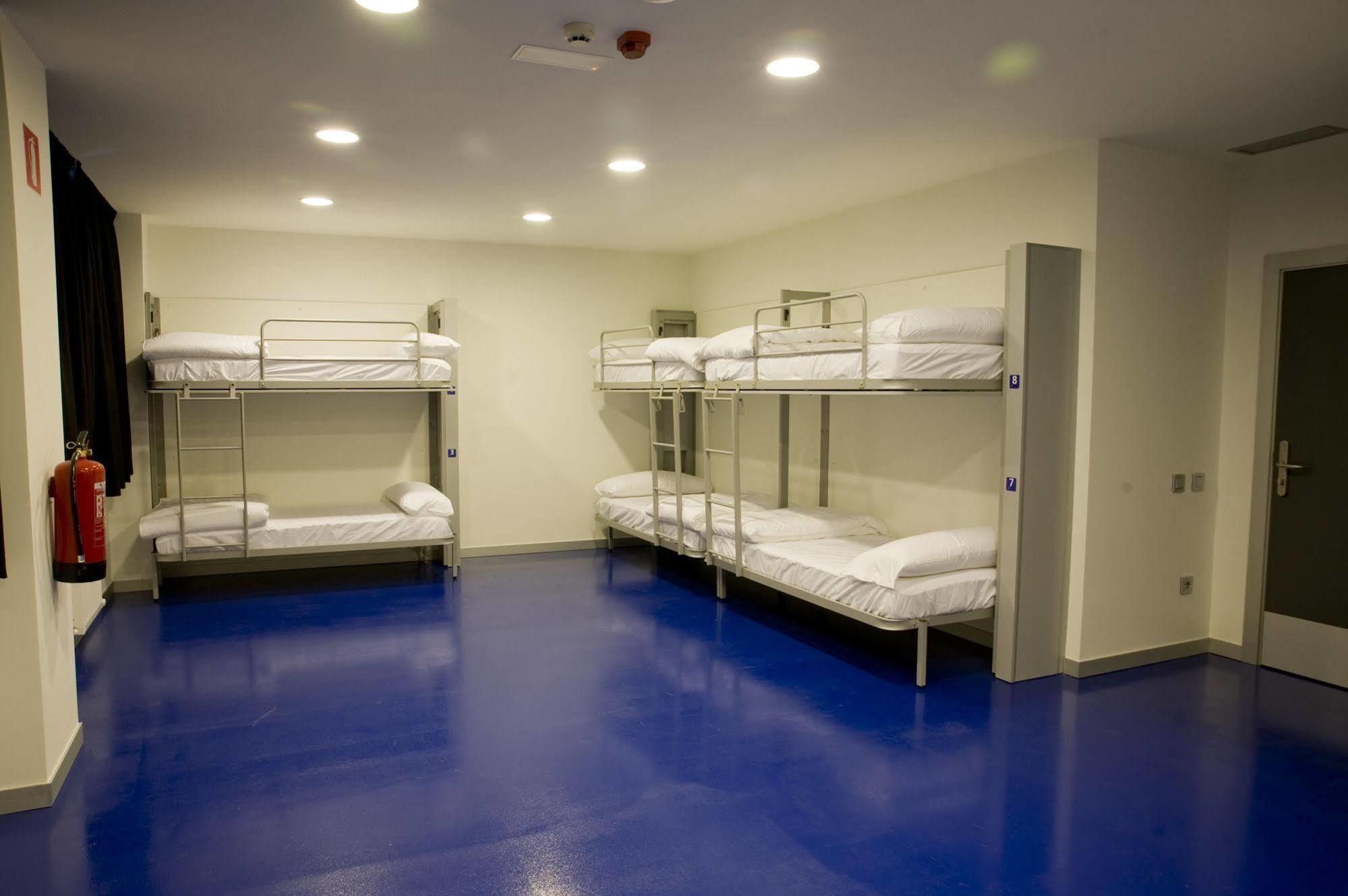 Bbk Bilbao Good Hostel Buitenkant foto