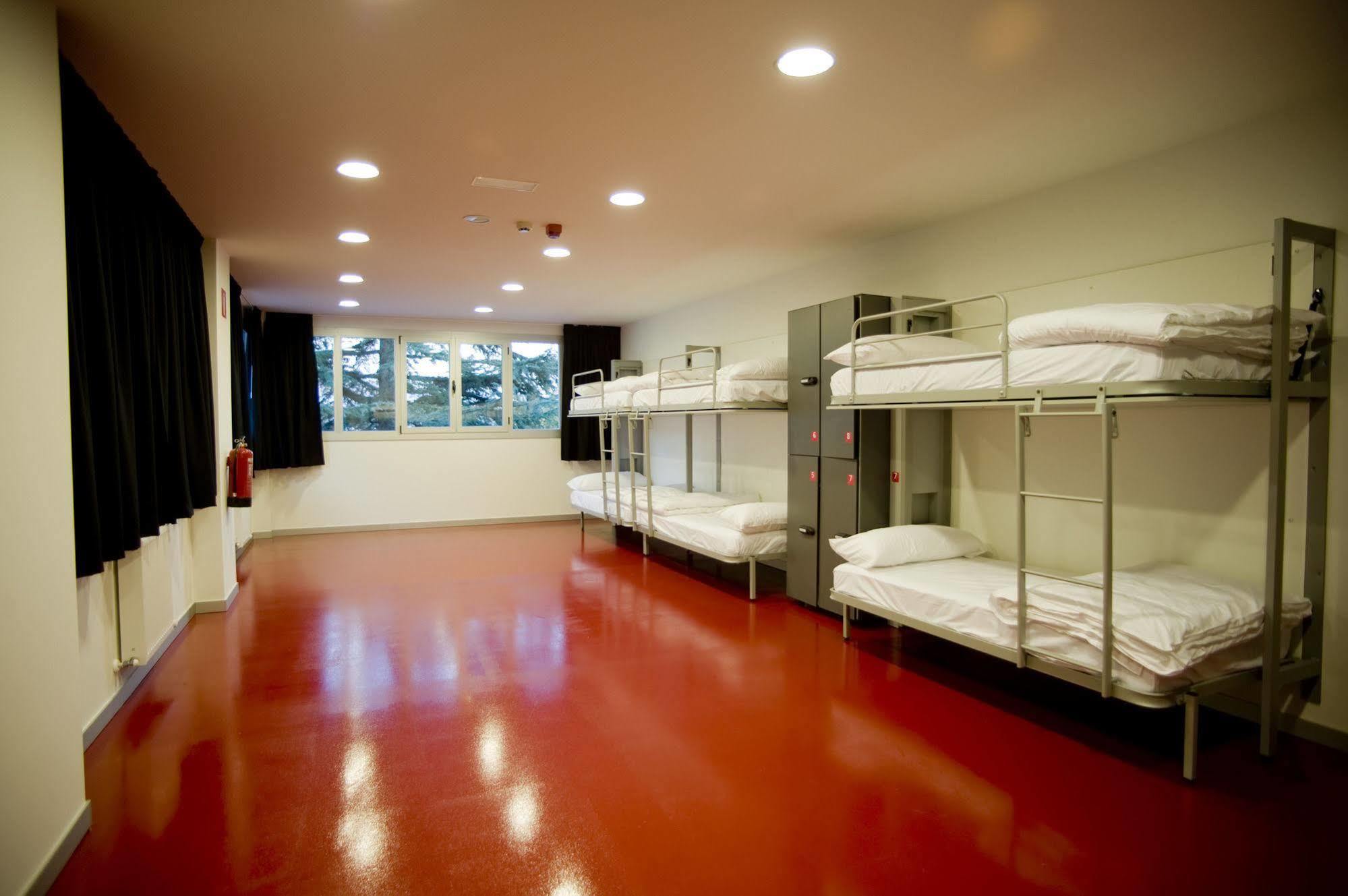 Bbk Bilbao Good Hostel Buitenkant foto