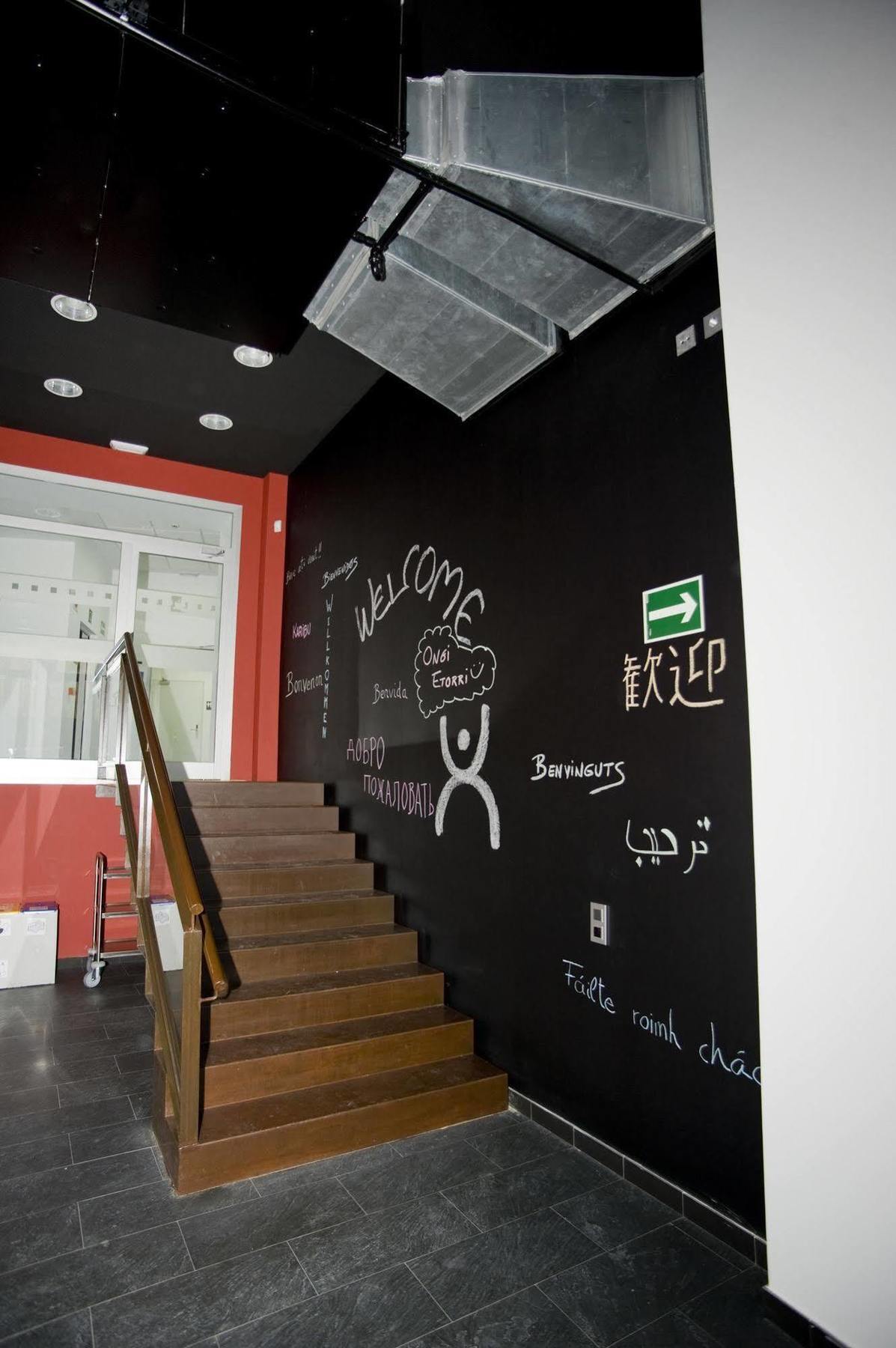 Bbk Bilbao Good Hostel Buitenkant foto